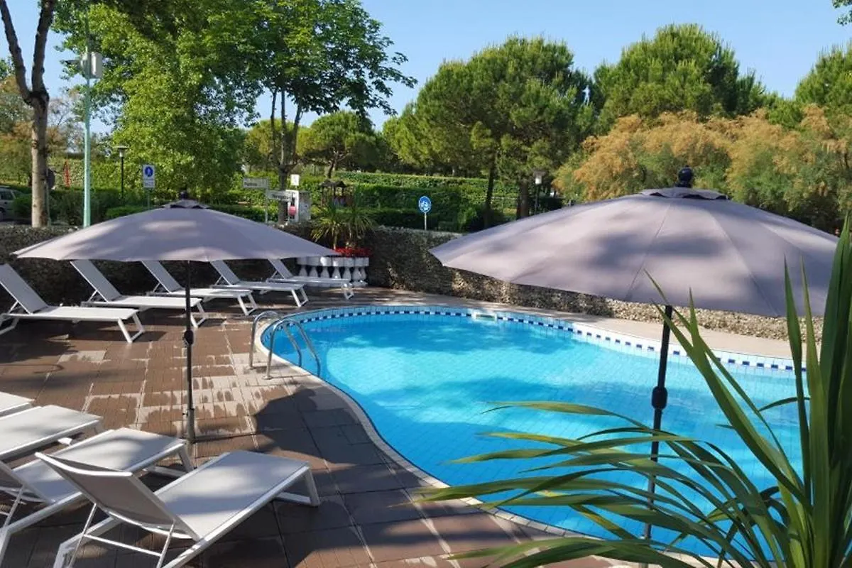 ***  Hotel La Siesta Lido di Jesolo Italy