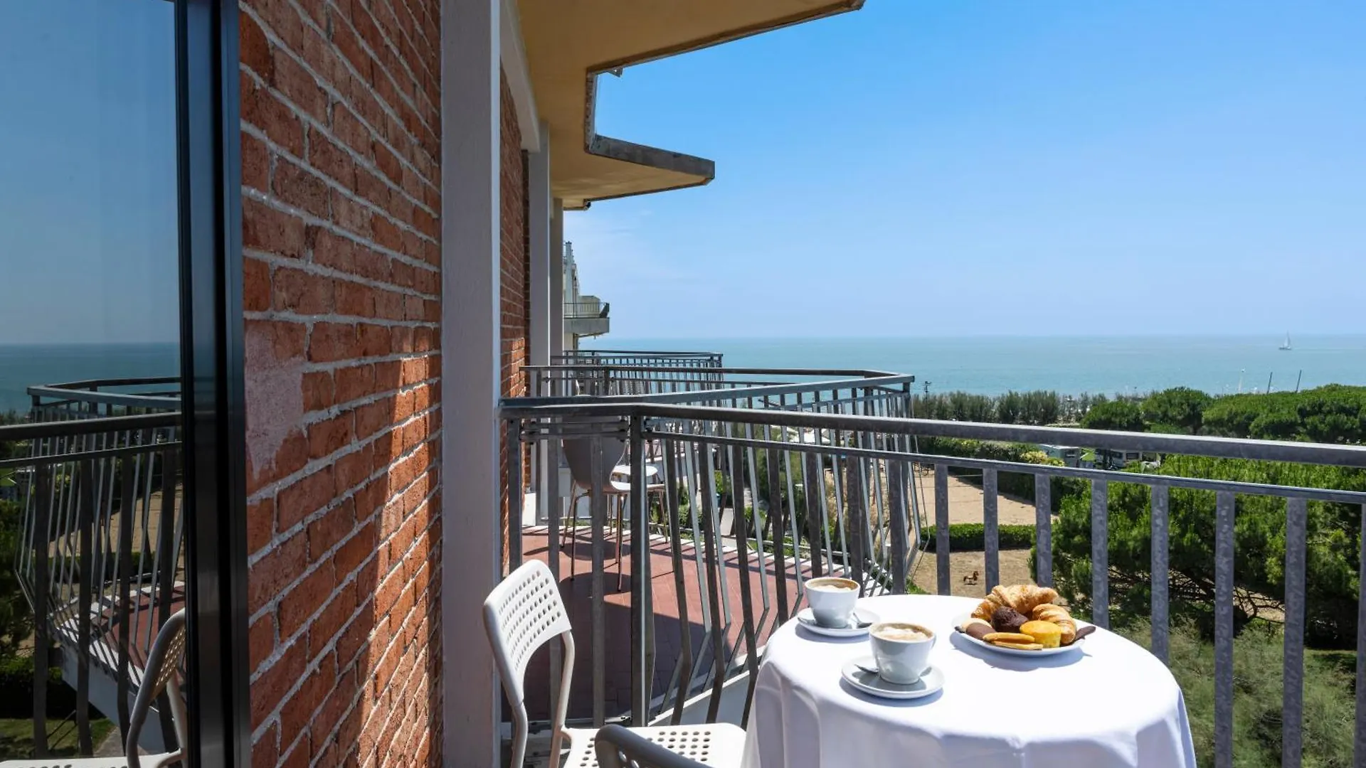 Hotel La Siesta Lido di Jesolo 3*,